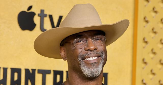 Isaiah Washington at the 'Shantaram' Premiere at Regency Village Theatre on October 3, 2022 in Los Angeles