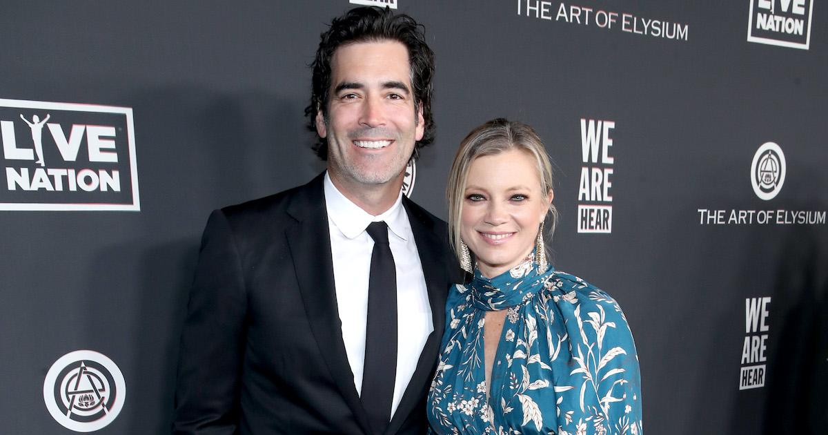 Carter Oosterhouse's Wife, Amy Smart, Is Also in the Public Eye(01)