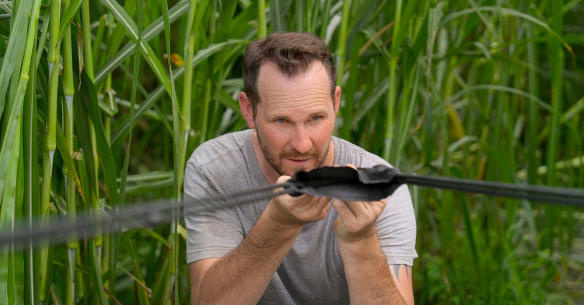 Sean, wearing a grey t-shirt, sabotages the first mission in Season 2 of 'The Mole.'