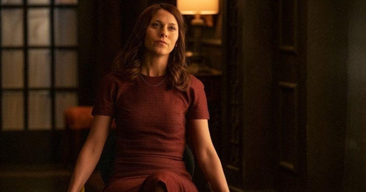 What Happened to Barbara Gordon’s Leg in ‘Titans’? A Run-in With the Joker