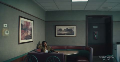 is julia roberts in season of homecoming