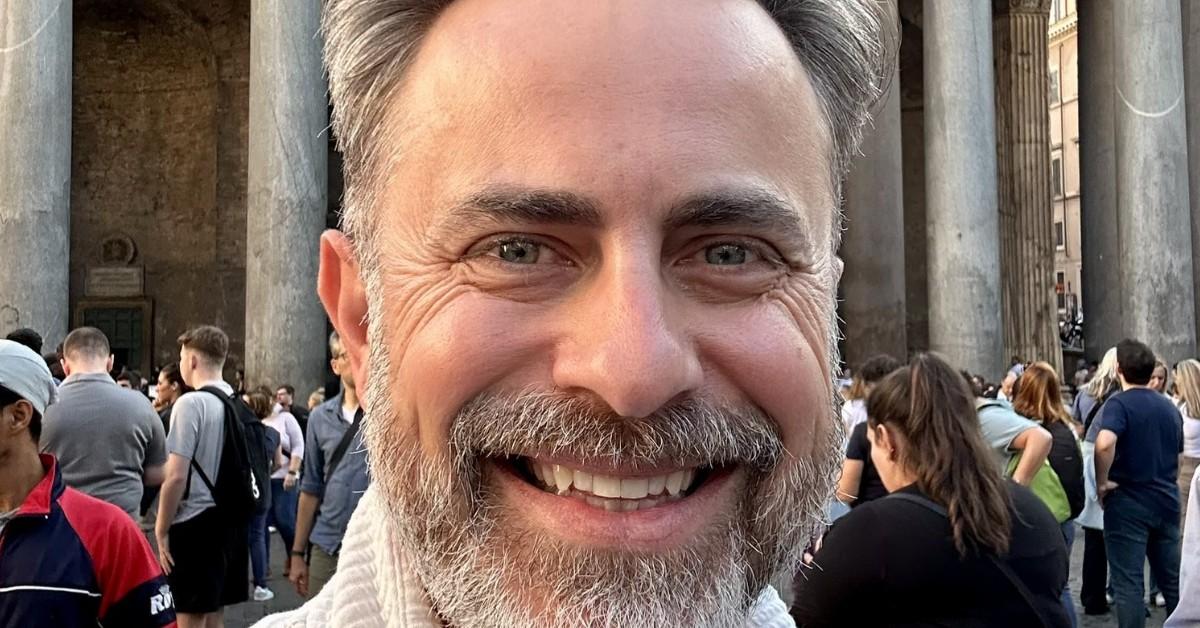 Jeremy Boreing taking a selfie in Rome