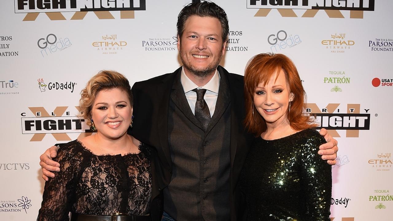 Kelly Clarkson and Reba McEntire Relationship Details