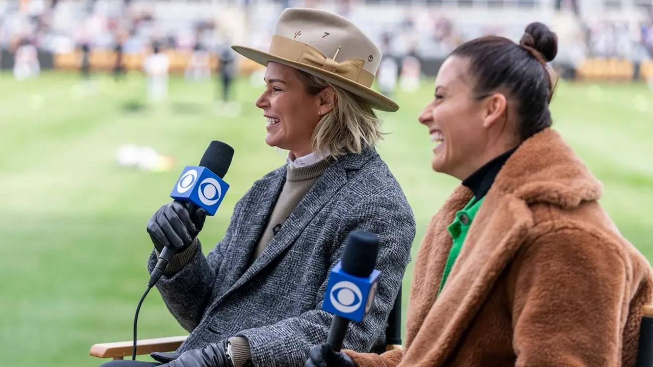 Ashlyn Harris and Ali Krieger doing an interview