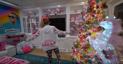 Jojo Siwa S New House Is Truly Insane And Filled With Candy Photos