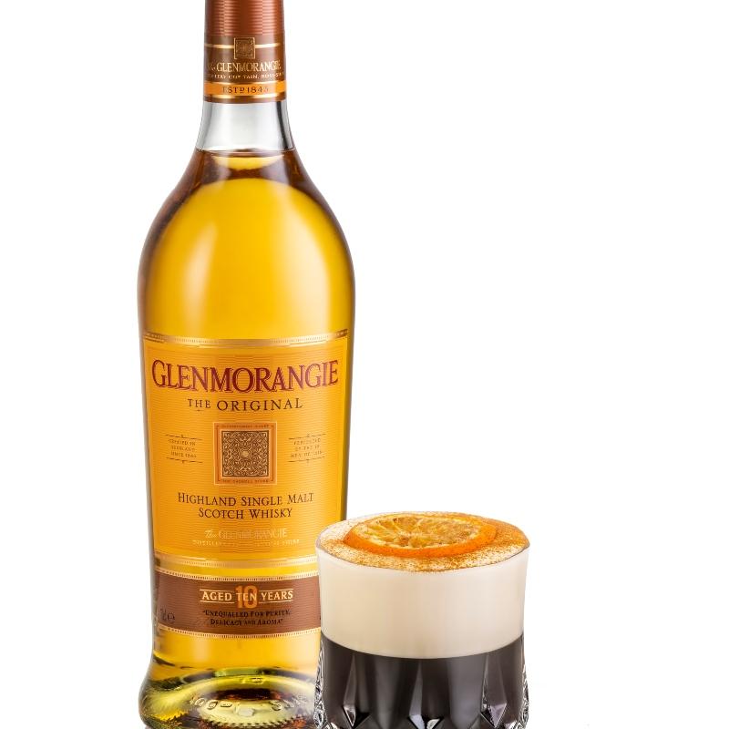 These Holiday Cocktail Recipes Are Very Nice and a Bit Naughty!