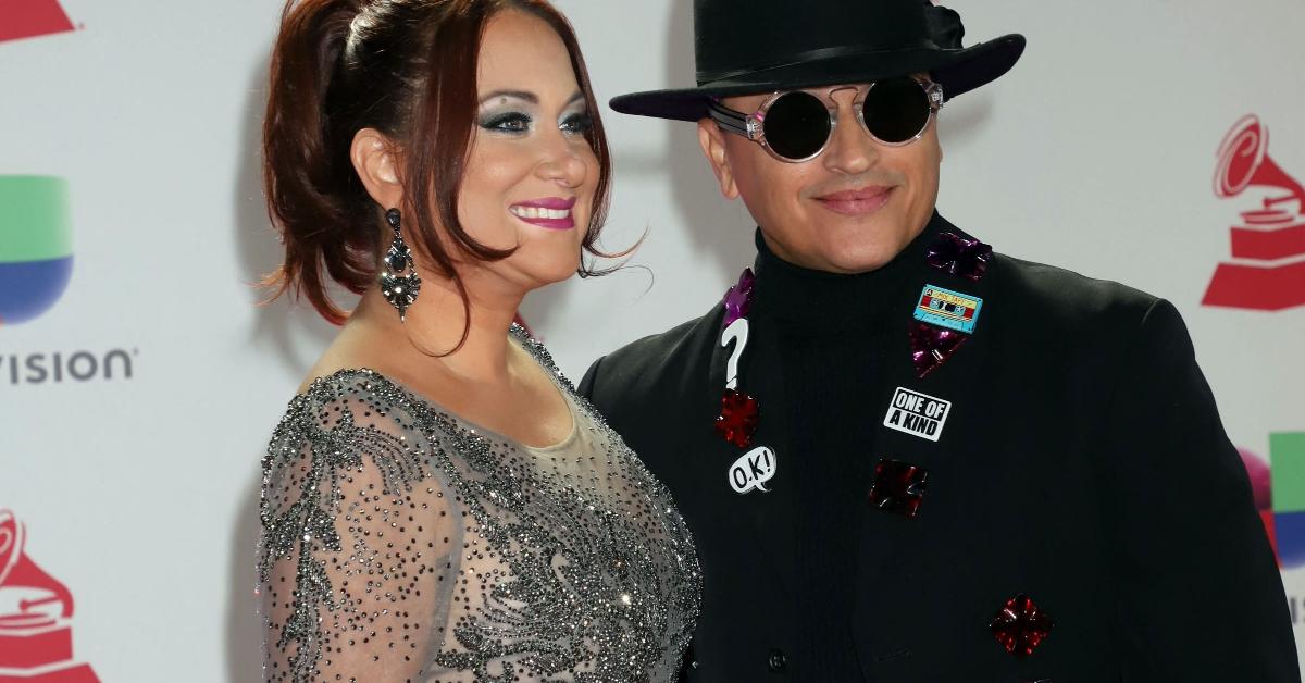 Maribel Vega and Elvis Crespo attend the 2018 Latin Grammy Awards.