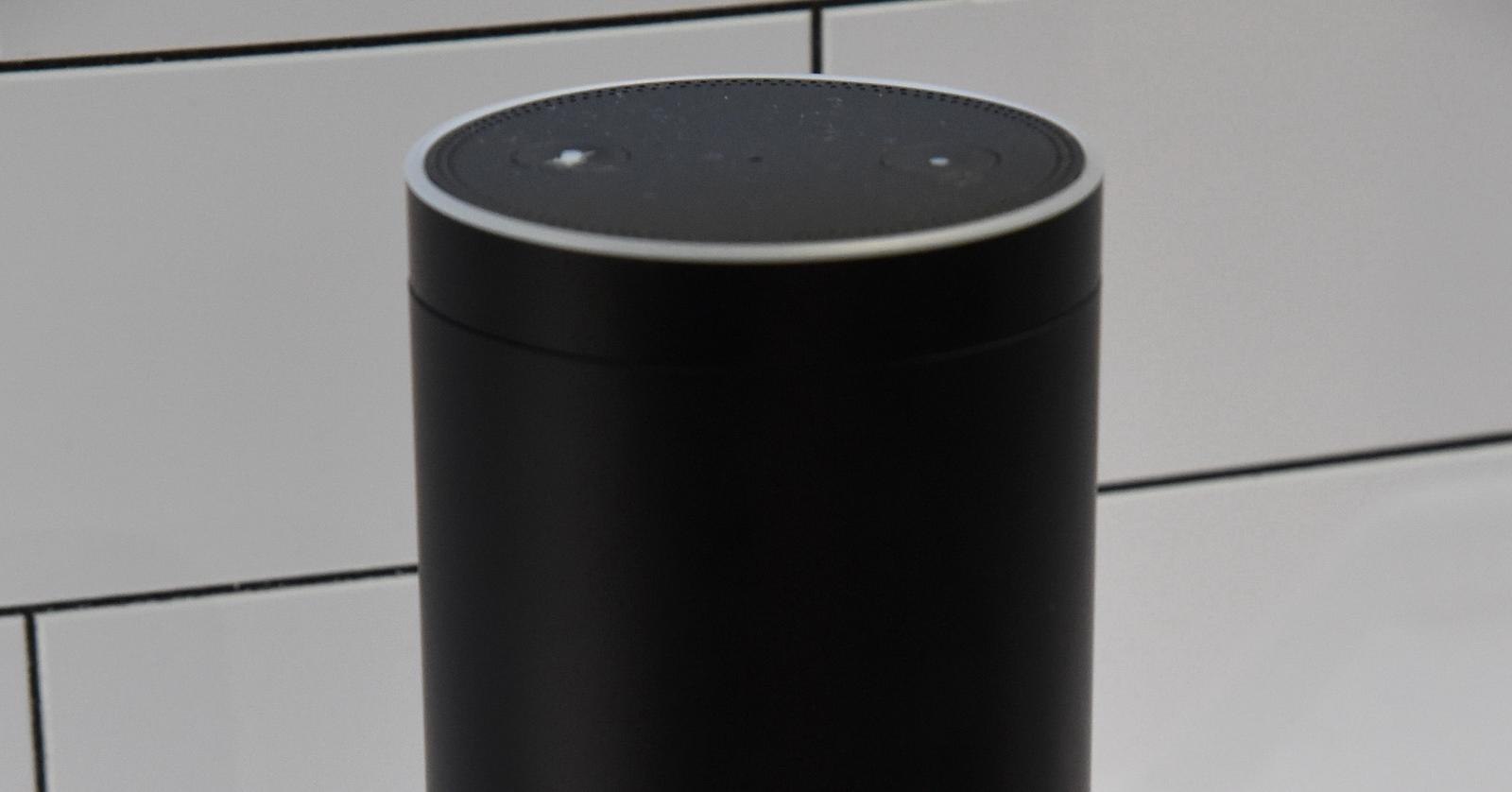 Why Does My Amazon Alexa Have a Yellow Ring? A Flashing Green Ring?