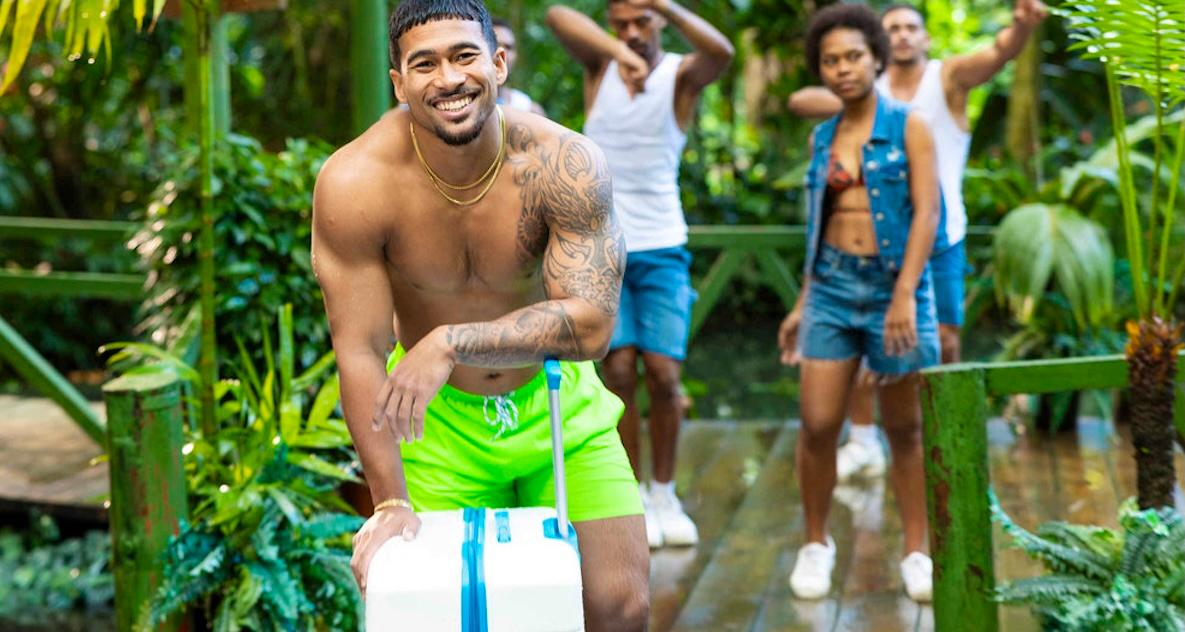 sean love island age zodiac