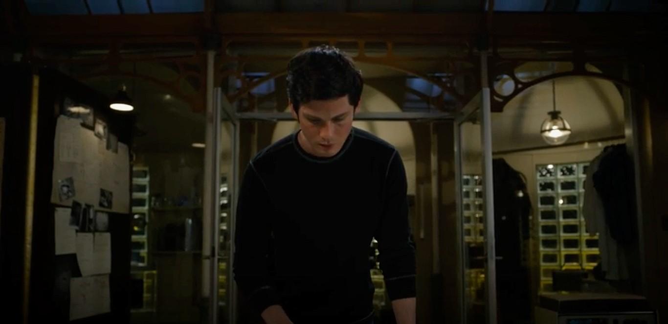 Logan Lerman Is Out For Revenge In Amazon Prime S New Series Hunters