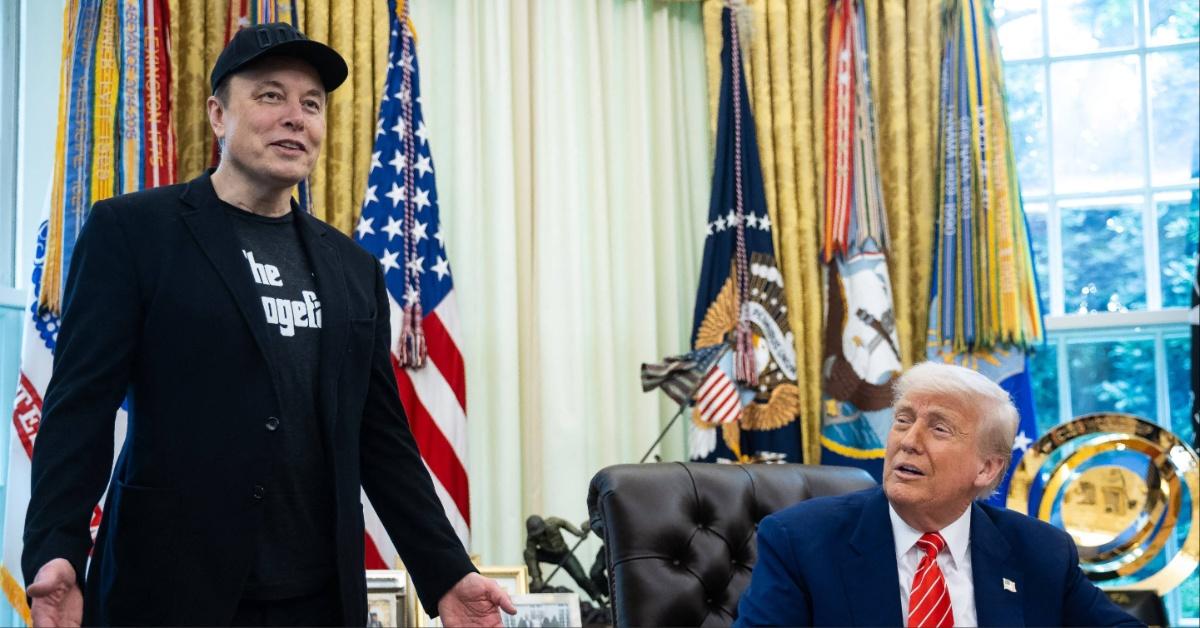 Elon Musk and Donald Trump in the Oval Office before the end of their "bromance."