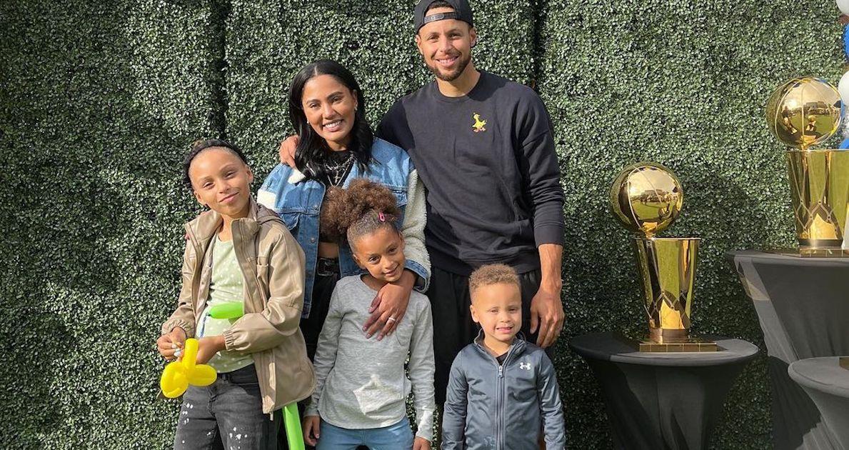 Steph Curry Three kids grow so big! 24ssports