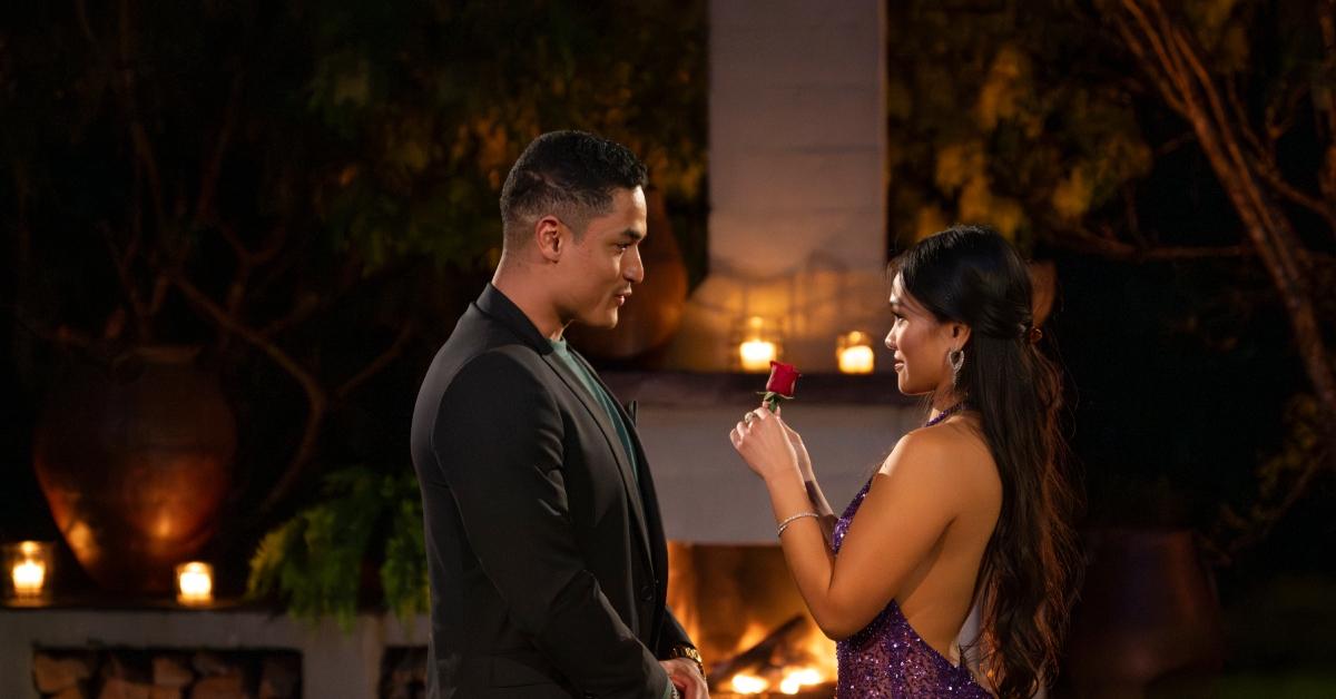 (l-r): Marcus and Jenn at the rose ceremony 'The Bachelorette'