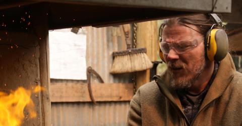 Jason Hawk making a blade on 'Mountain Men'