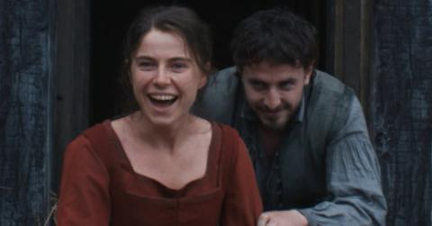 Why Is the Movie Hamnet Not Called Hamlet?