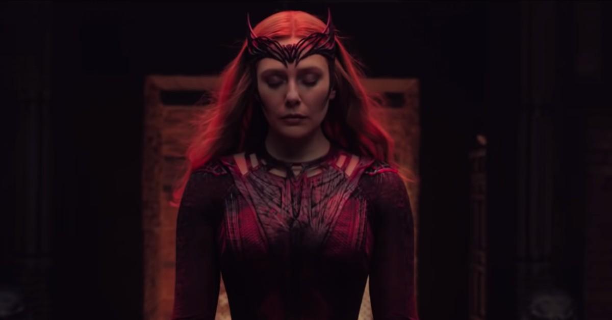 The Scarlet Witch (Elizabeth Olsen) 