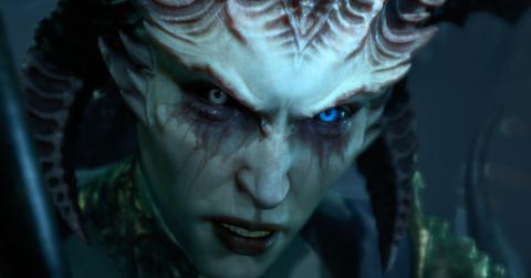 'Diablo IV' Lilith glaring at the player-character.