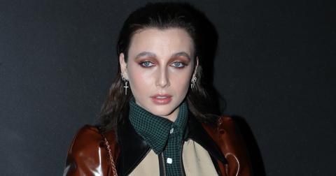 emma-chamberlain-1587406256837.jpg