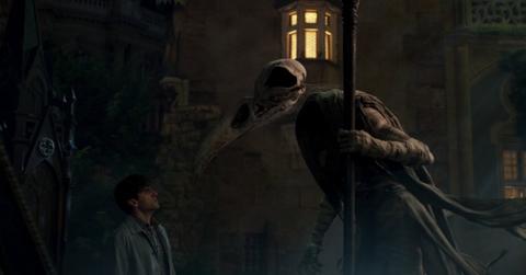 Khonsu talks to Marc in 'Moon Knight'