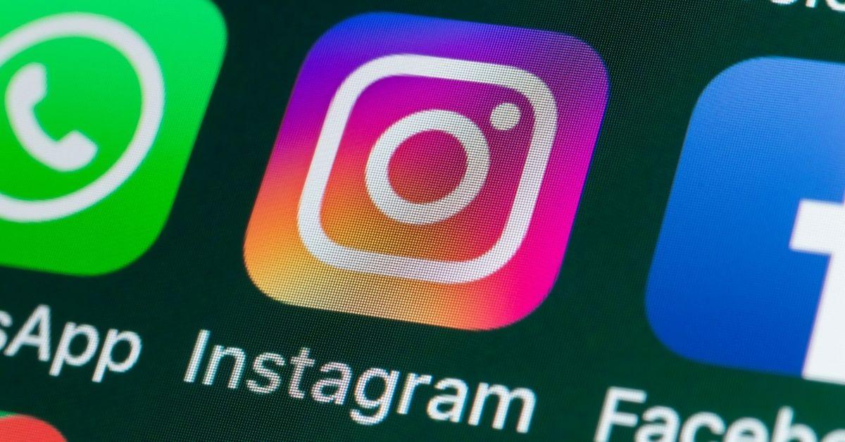 How to change instagram color