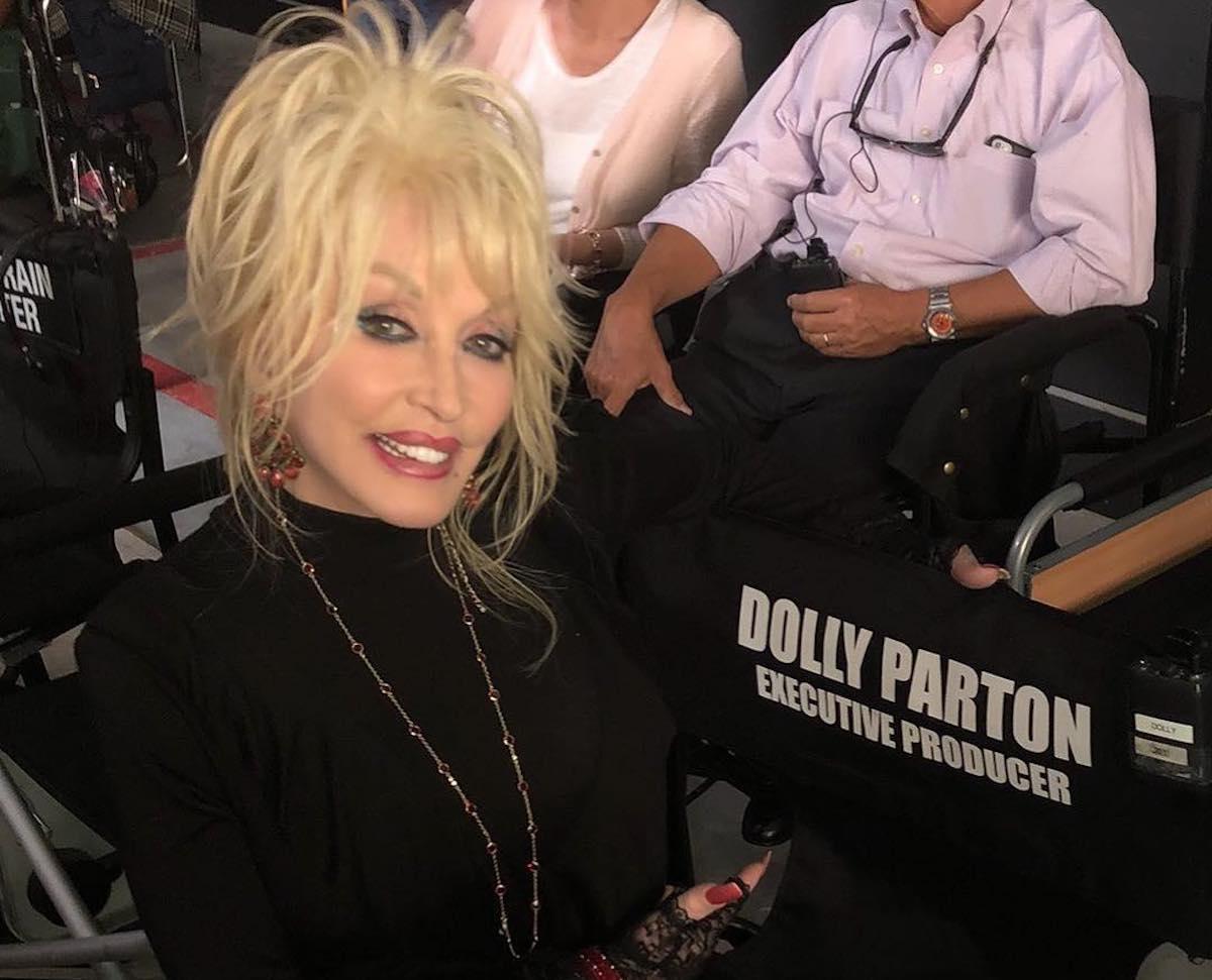 dolly parton netflix