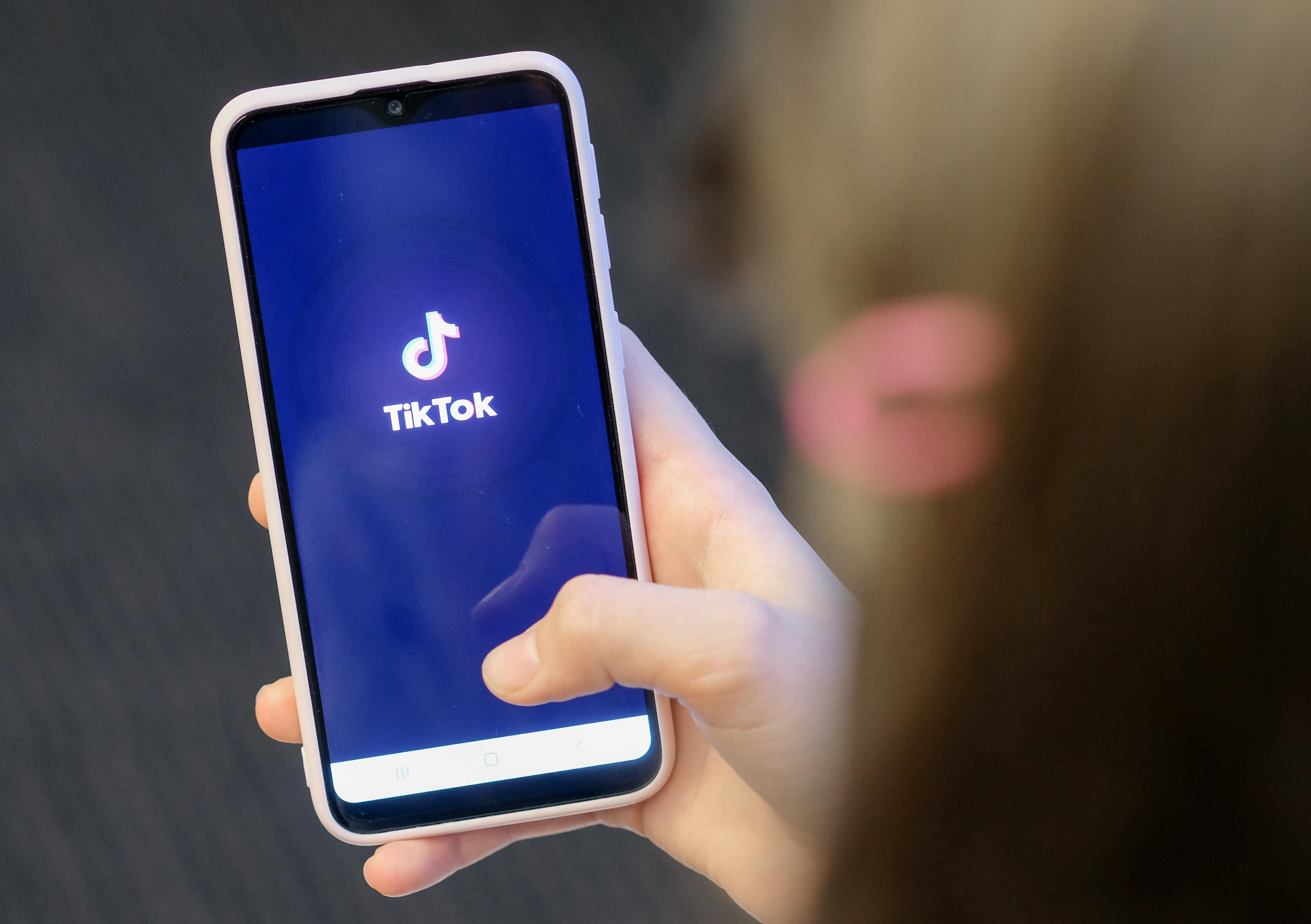 Tiktok login