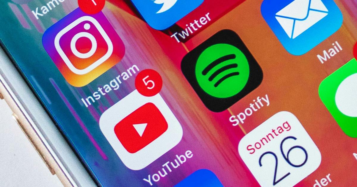 Why Does YouTube Keep Skipping to the Next Video? Exploring Issue