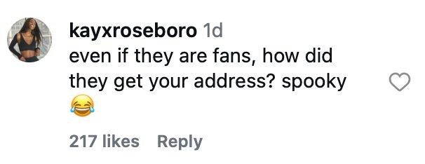 Comment on woman sharing that she got invited to a complete stranger's wedding via mail.