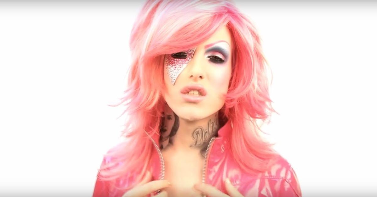 YouTuber Jeffree Star Had "Really Bad" Teeth: Before and After Pi...