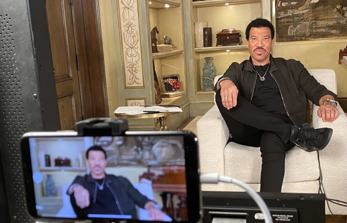 Where Does Lionel Richie Live