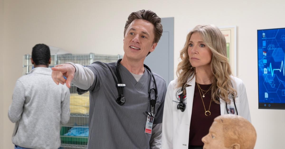 Zach Braff and Sarah Chalke as J.D. and Elliot in 'Scrubs' revival