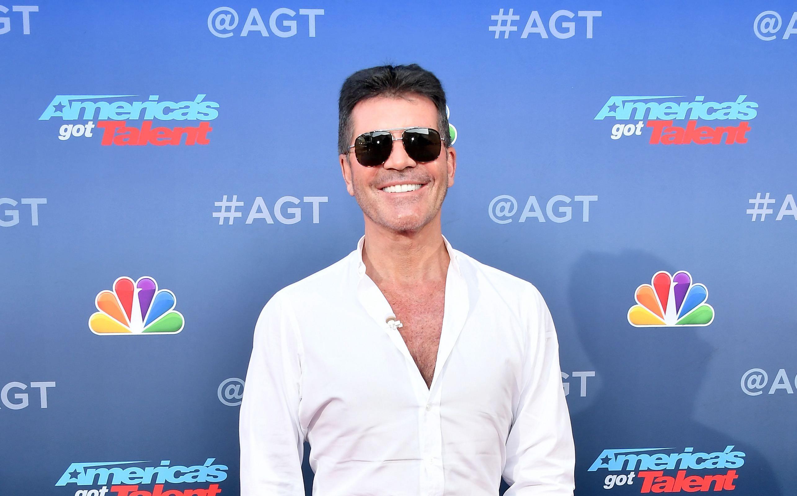 Simon Cowell assiste à la "L'Amérique a du talent" Coup d'envoi de la saison 15 en mars 2020.