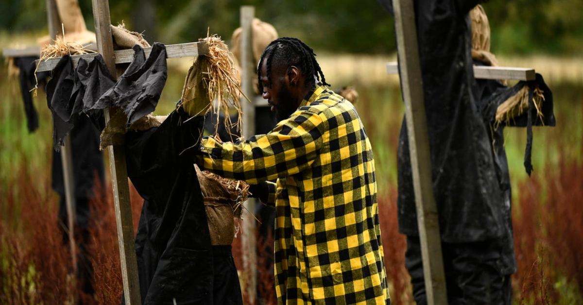 Deontay Wilder in a mission with scarecrows on The Traitors