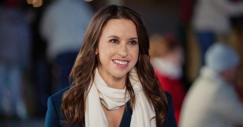 Lacey Chabert in 'Haul Out the Holly'