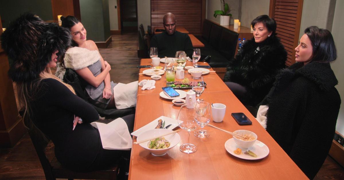 (L-R) Khloé, Kendall, Corey, Kris, and Kim sit at the dining room table in Aspen, Colo. in Season 5, Episode 7 of 'The Kardashians.'