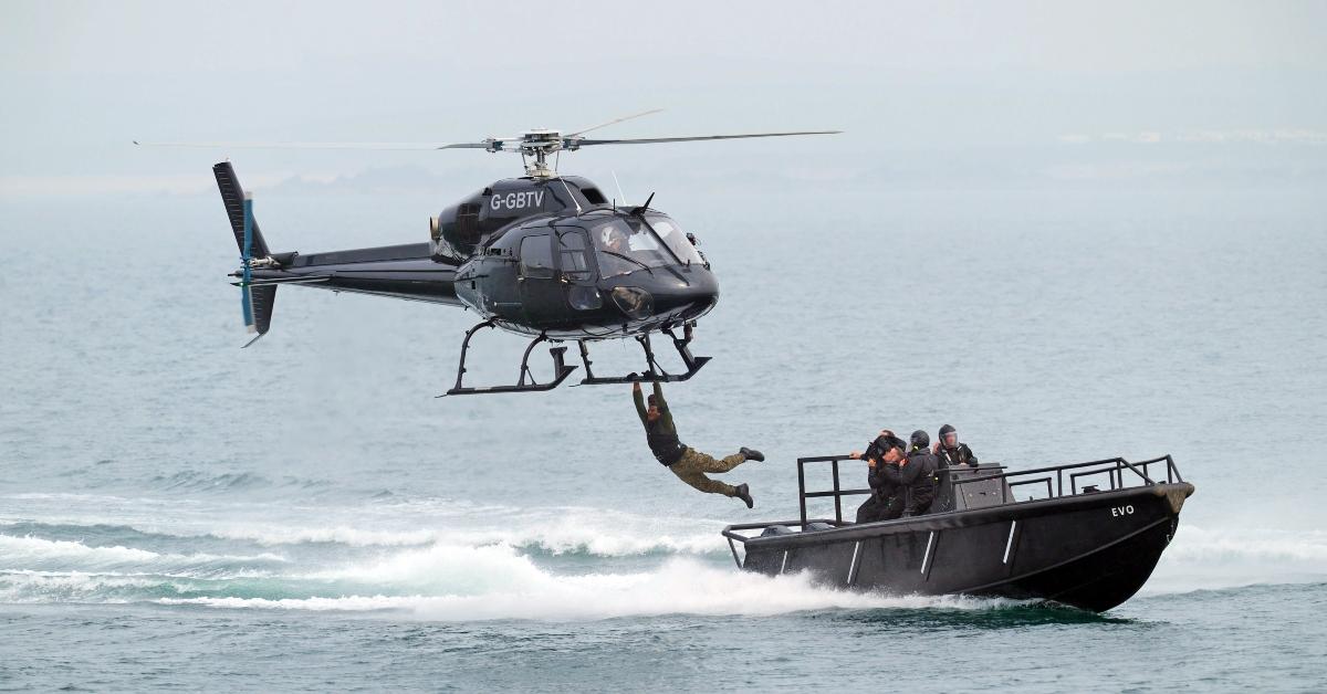 Special Forces test with a speedboat and helicopter