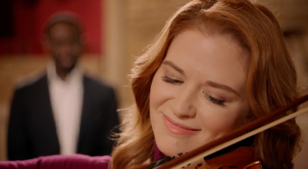 does sarah drew play the violin