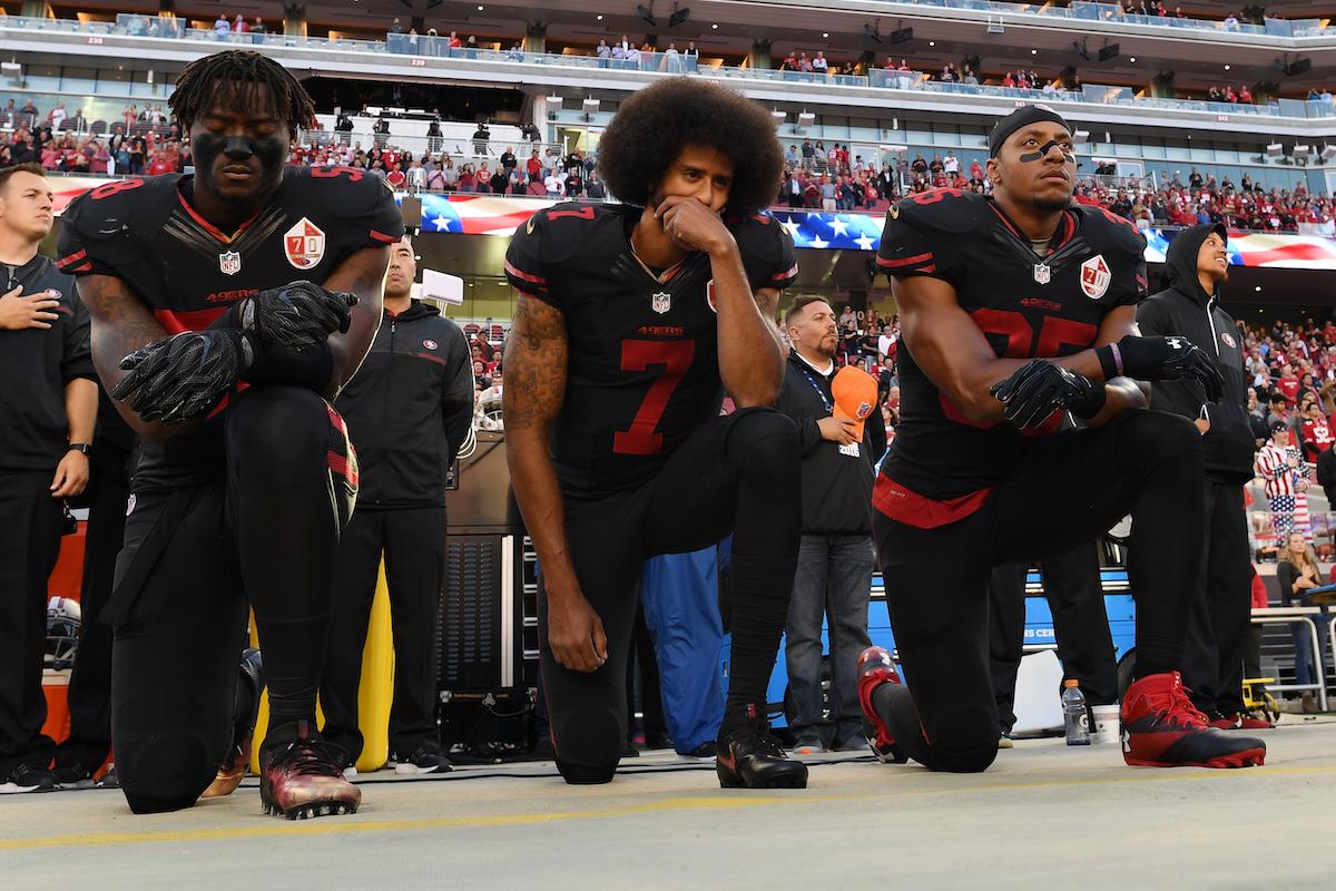 colin kaepernick kneeling