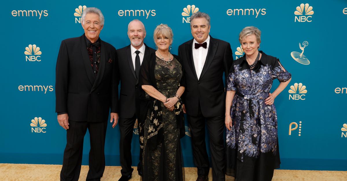 (L-R) Barry Williams, Mike Lookinland, Susan Olsen, Christopher Knight, and Eve Plumb reunite at the 2022 Emmys