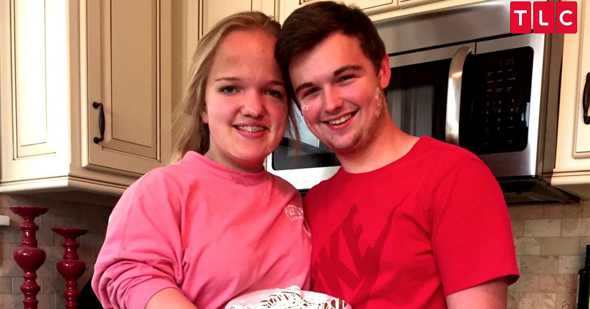 7 Little Johnston's Star Elizabeth and Ex Boyfriend James Today Update