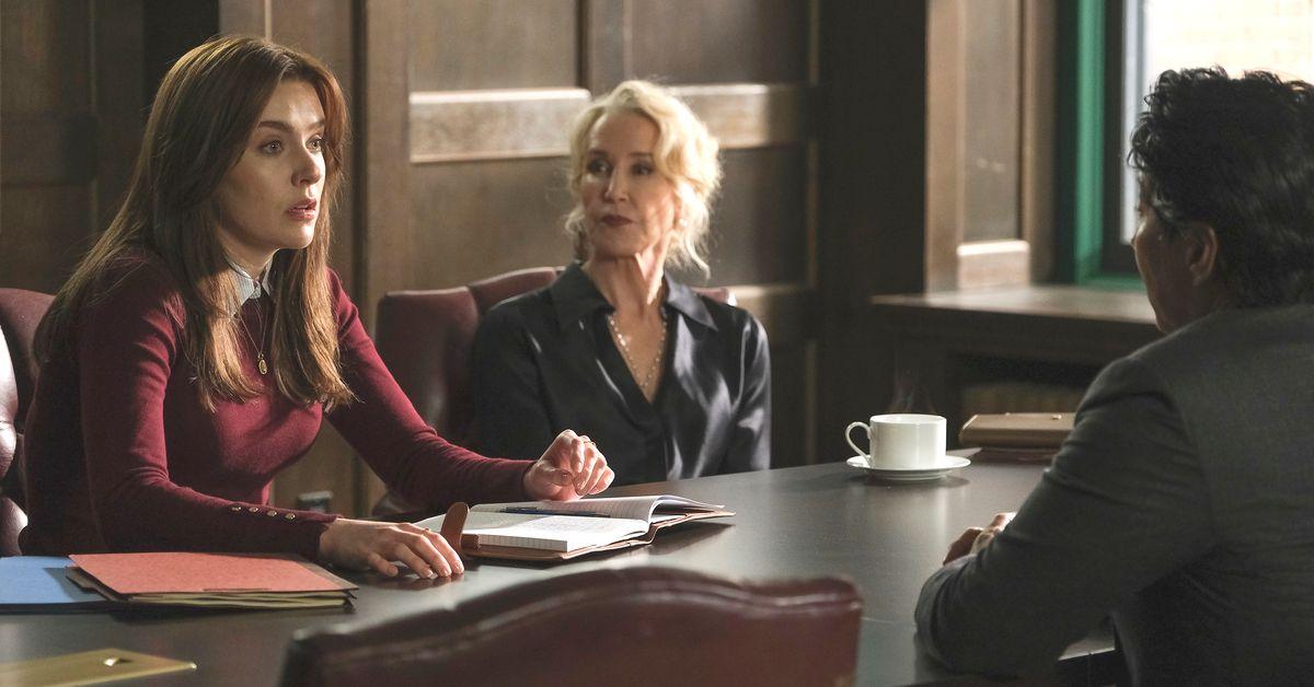 Kennedy McMann (left) and Felicity Huffman in 'The Good Lawyer.'