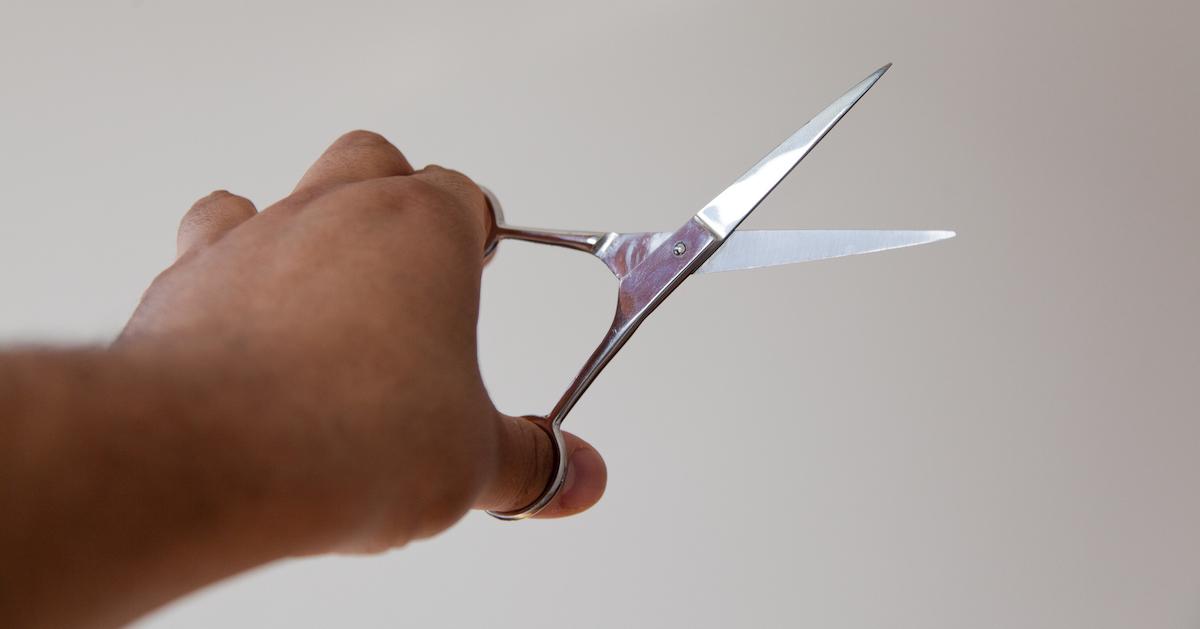 Why is my left hand unable to properly use scissors? My right hand has has  no problems using the freshly sharpened scissors while my Left hand is  being uncooperative. - Quora