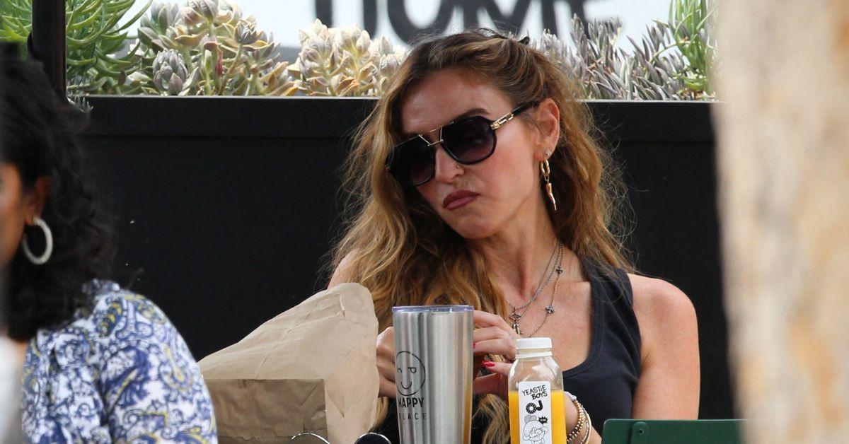 Drea de Matteo eating lunch in Los Angeles.