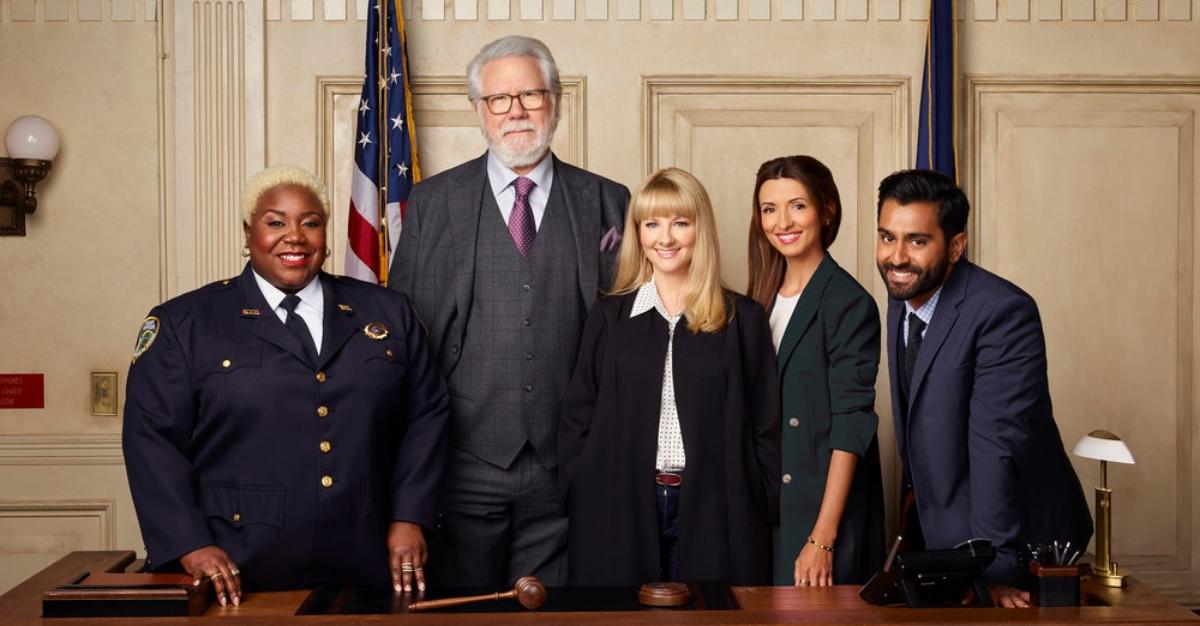 Lacretta as Gurgs, John Larroquette as Dan Fielding, Melissa Rauch as Abby Stone, India de Beaufort as Olivia, Kapil Talwalkar as Neil