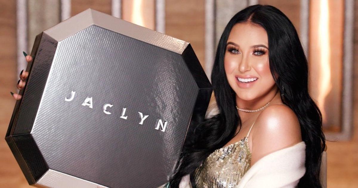 I bought a bunch of Jaclyn Hill Cosmetics… let's try the first product