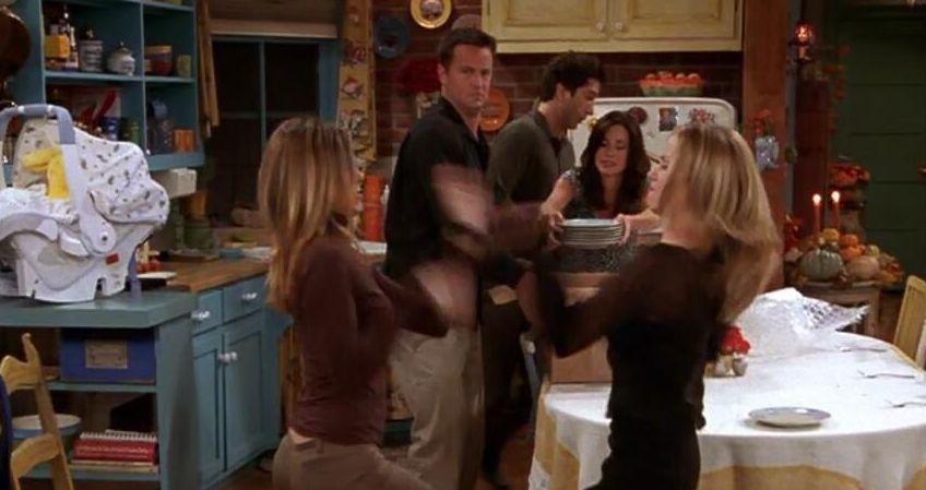 Rachel and Amy fighting at Thanksgiving