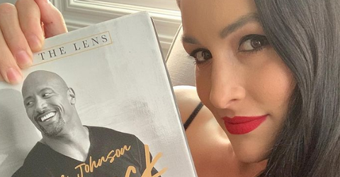 what are nikki bellas political views