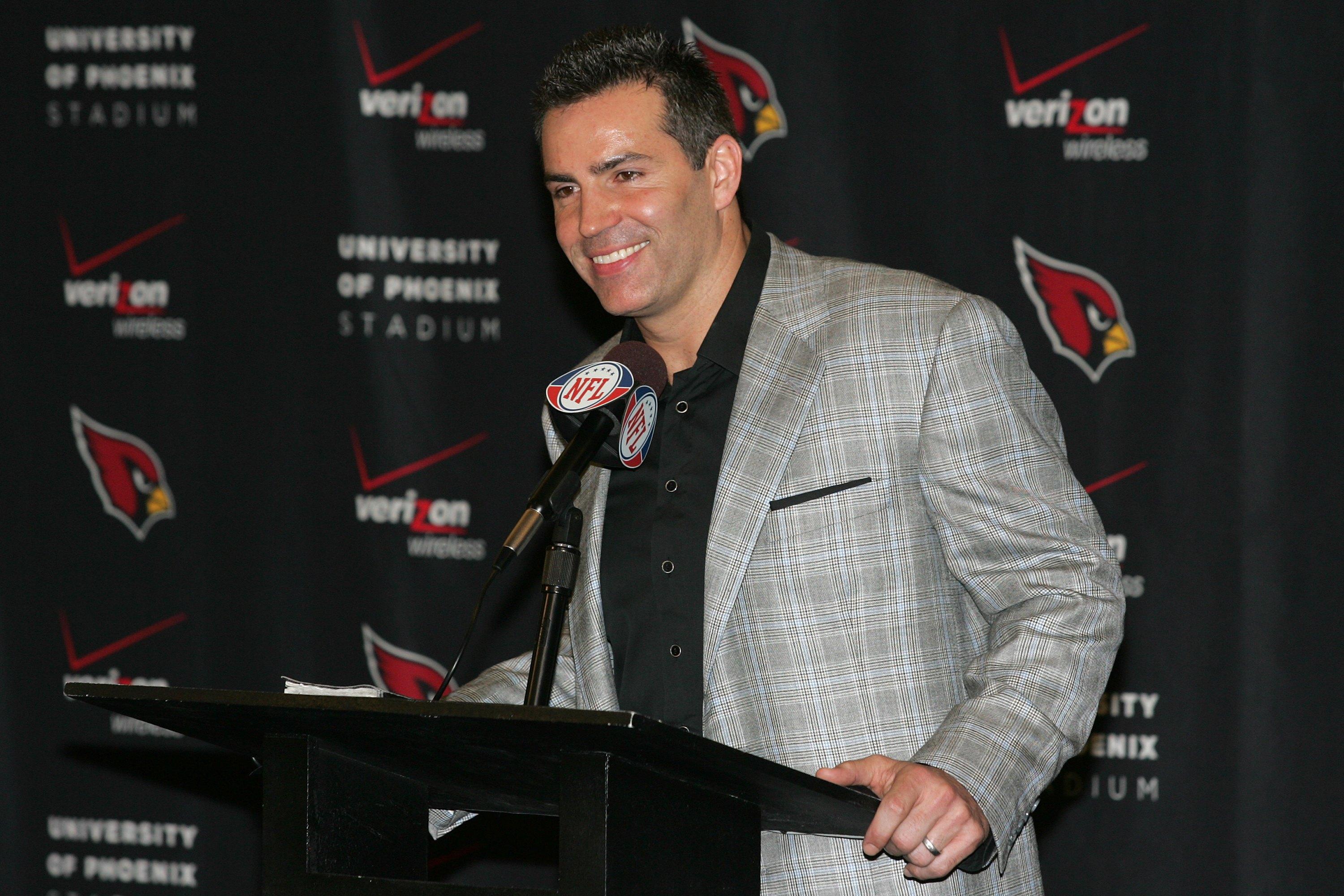 Kurt Warner: Biography, Career, Net Worth, Family, Top Stories for the Hall  of Fame QB