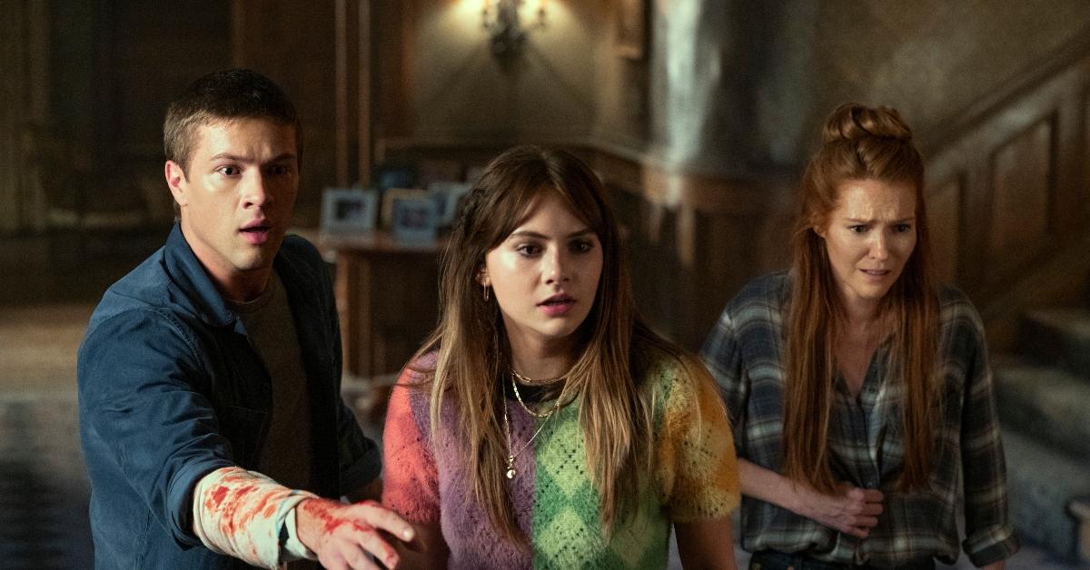 Connor Jessup as Tyler Locke, Emilia Jones as Kinsey Locke, Darby Stanchfield as Nina Locke