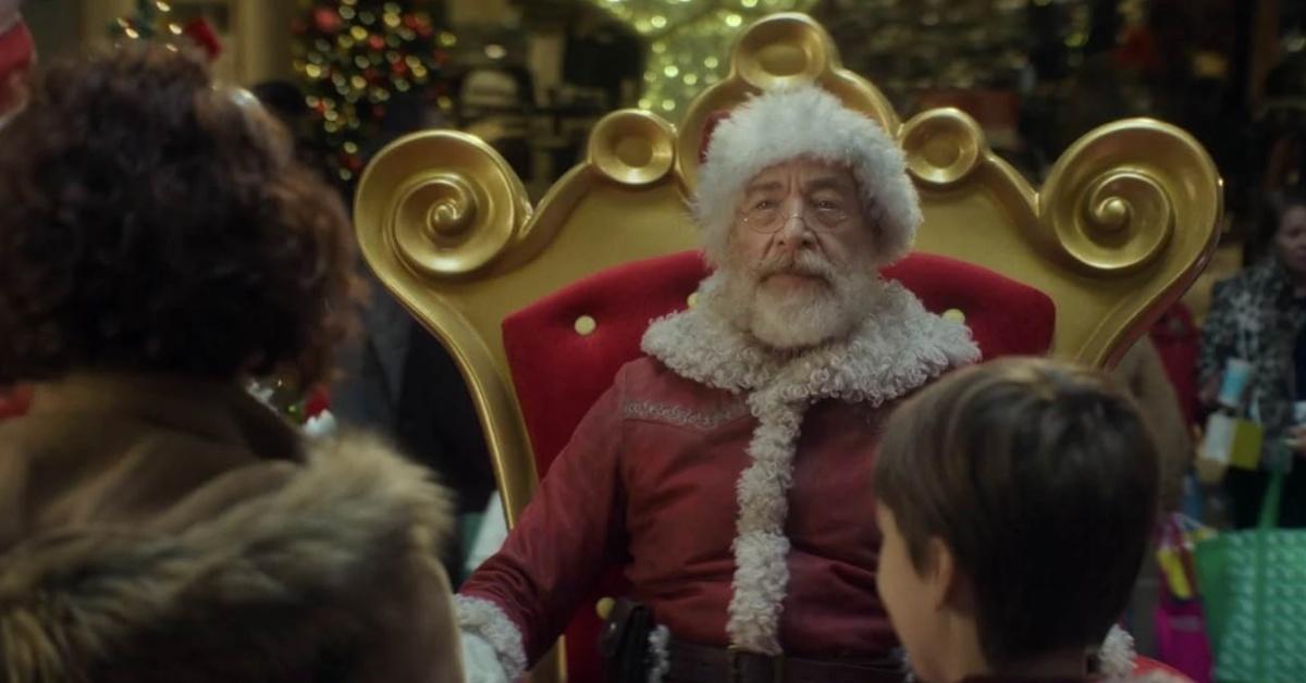 Santa talking to kids in 'Red One'